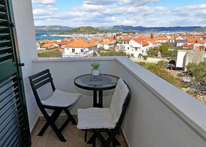 With A Parking Space - 18186 Apartman