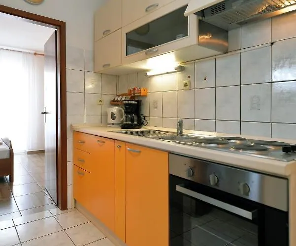 With A Parking Space - 18186 *