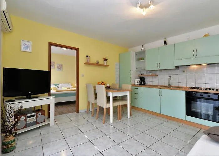 With A Parking Space - 18186 Apartman