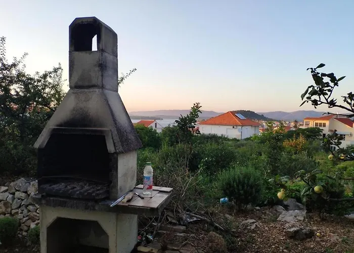 Apartman With A Parking Space - 18186