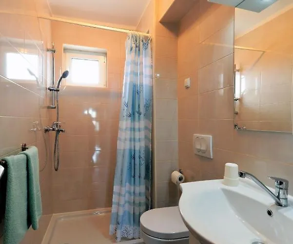 With A Parking Space - 18186 *